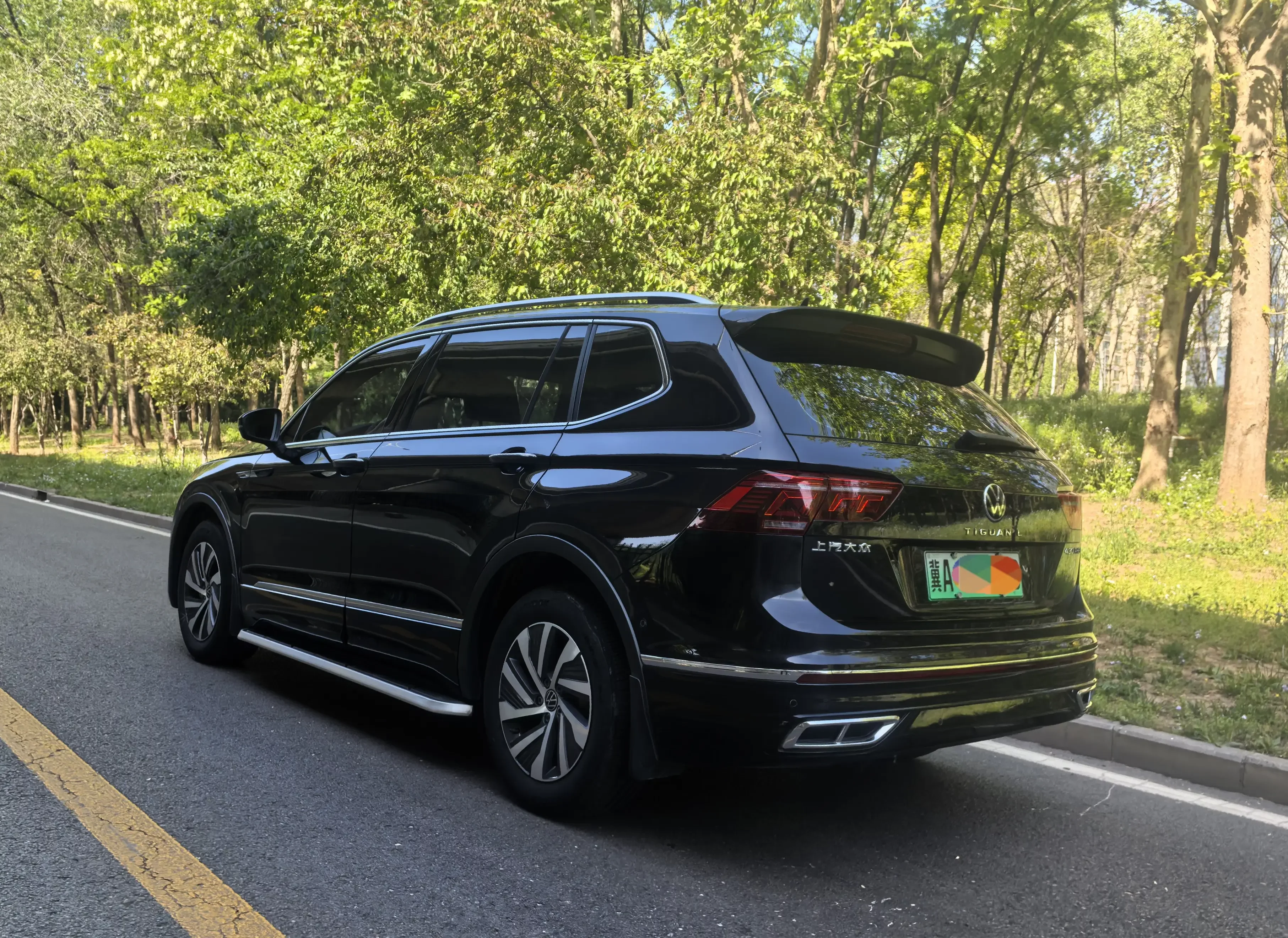 Volkswagen Tiguan L PHEV