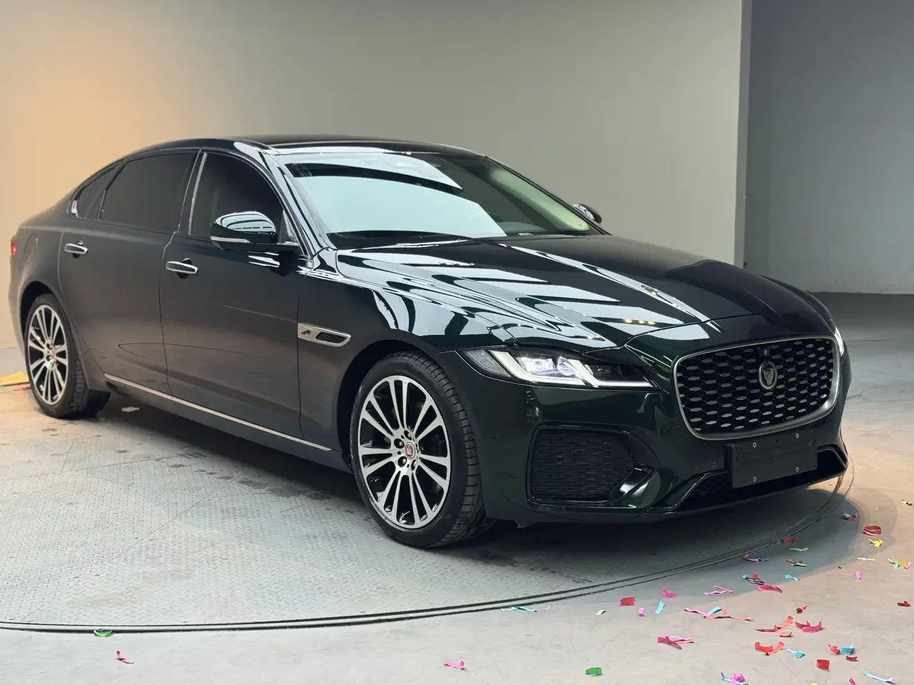Jaguar XFL