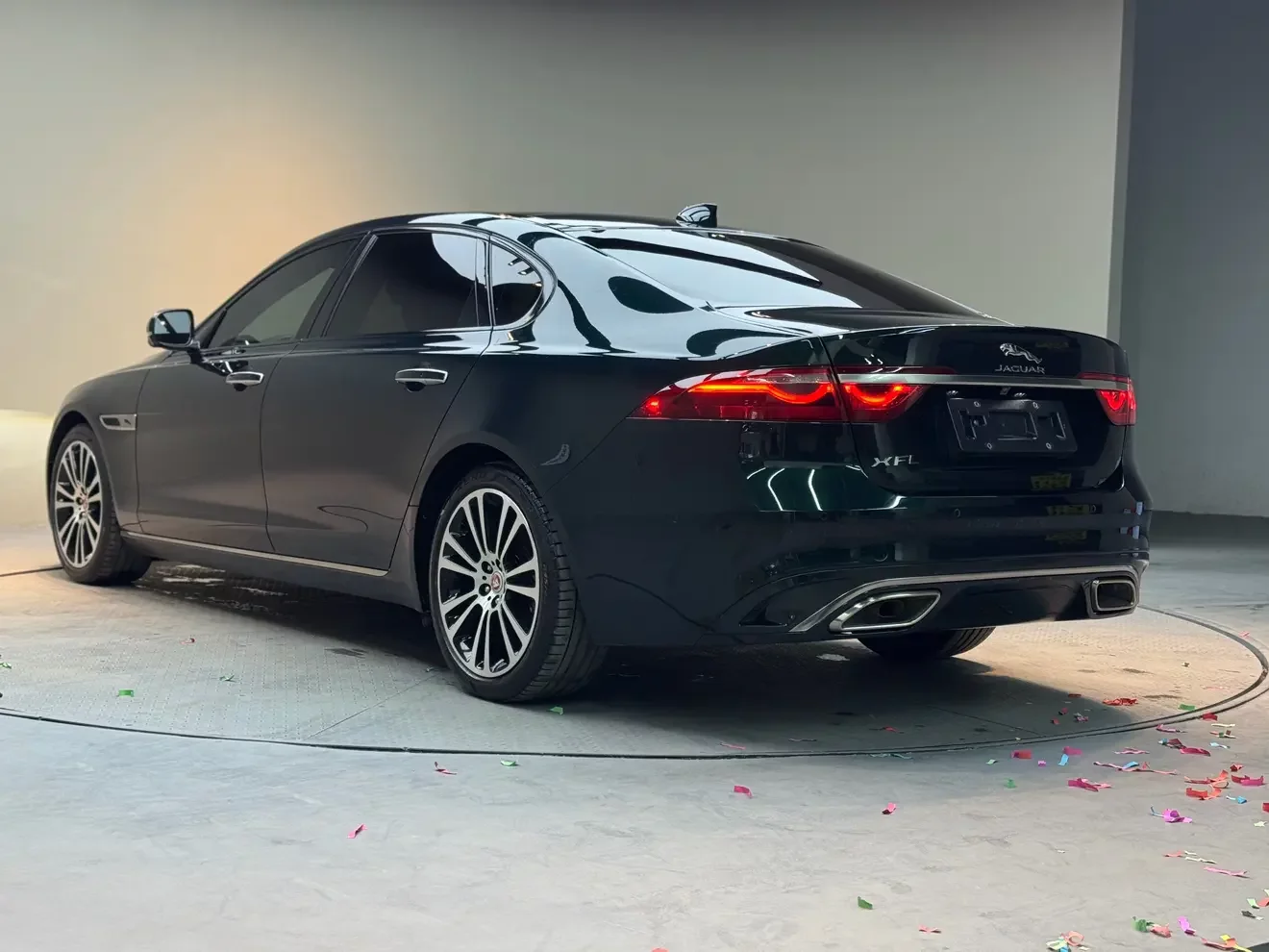 Jaguar XFL