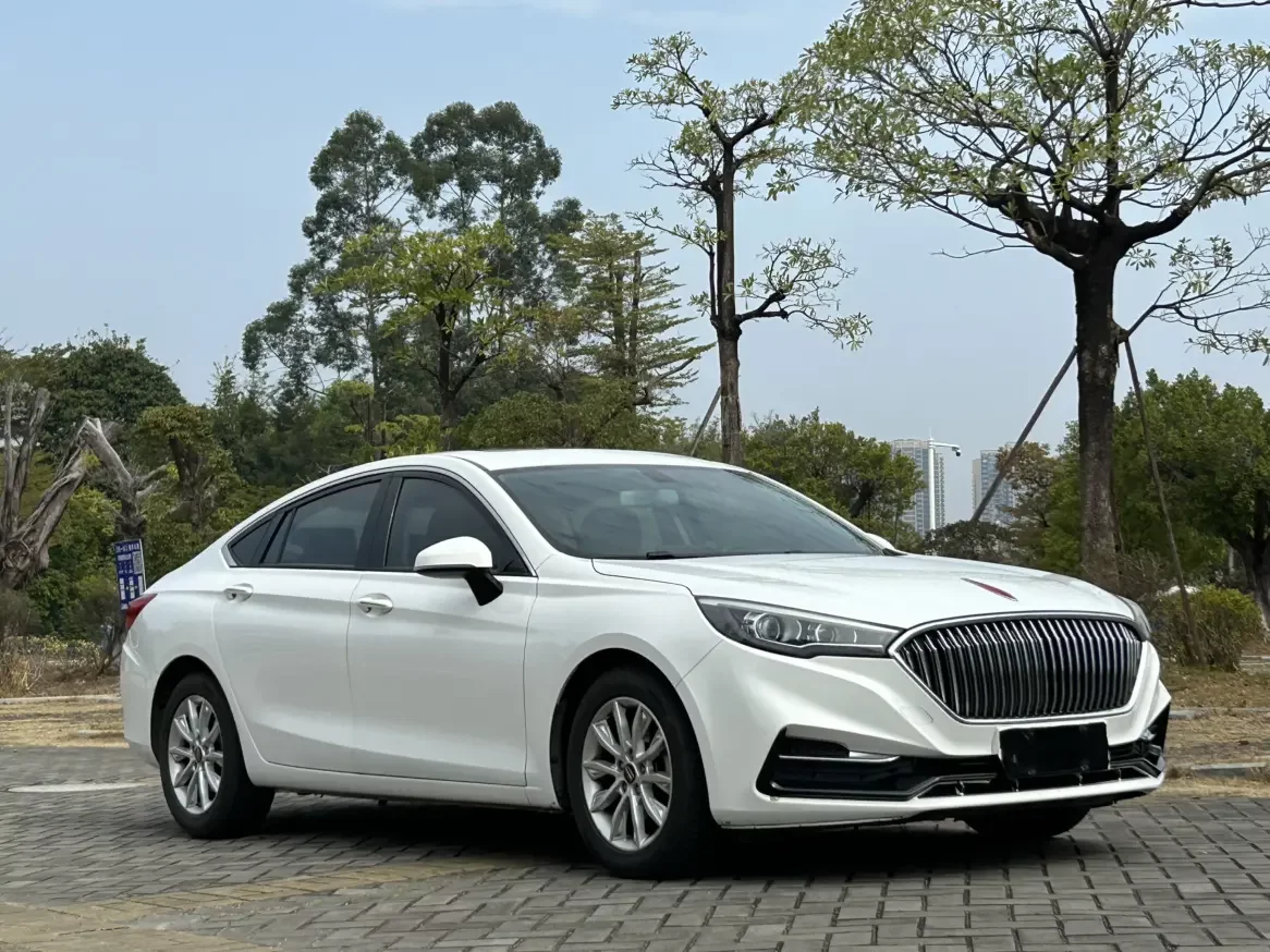 Hongqi H5 classic