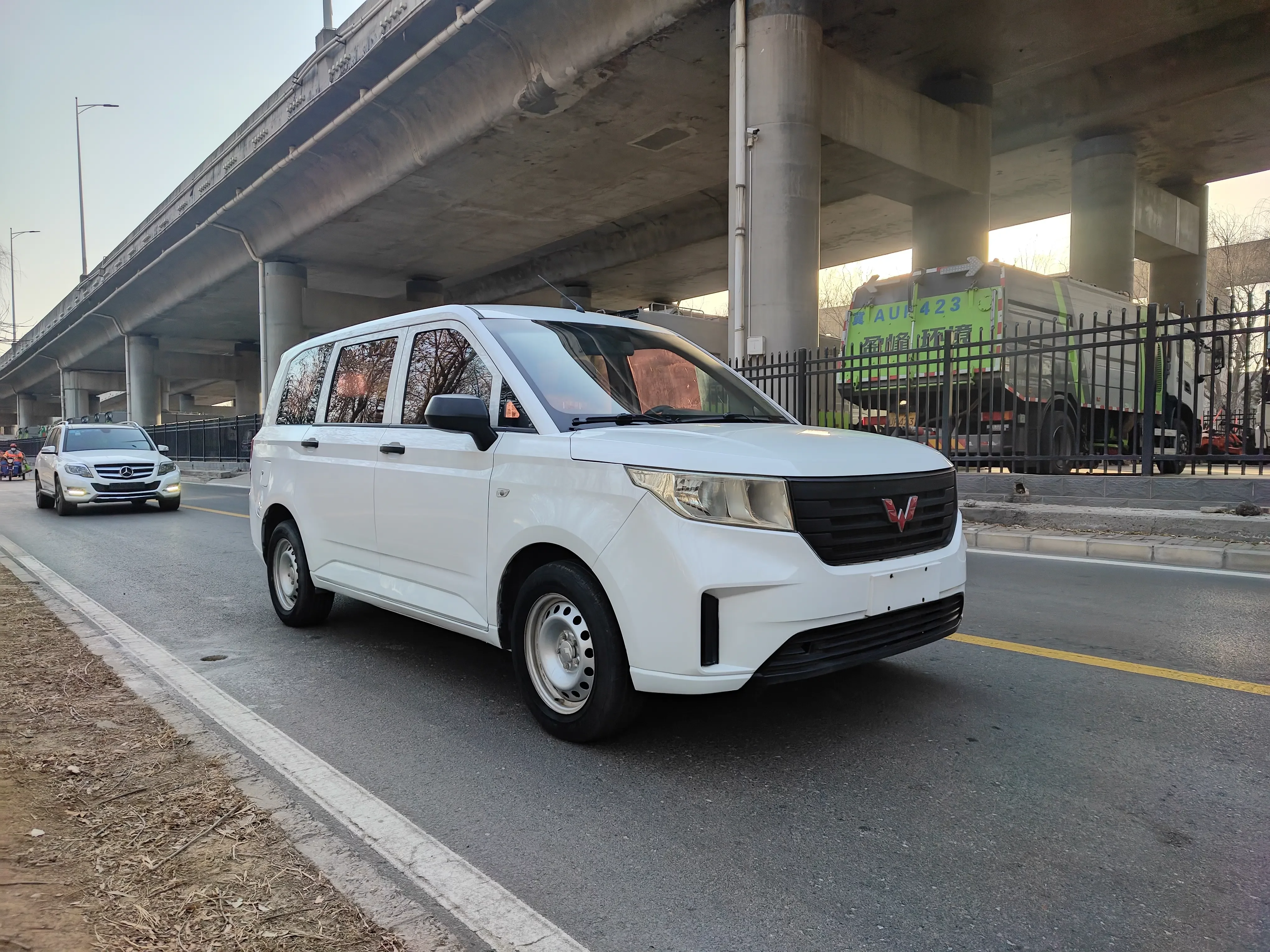 Wuling Hongguang PLUS