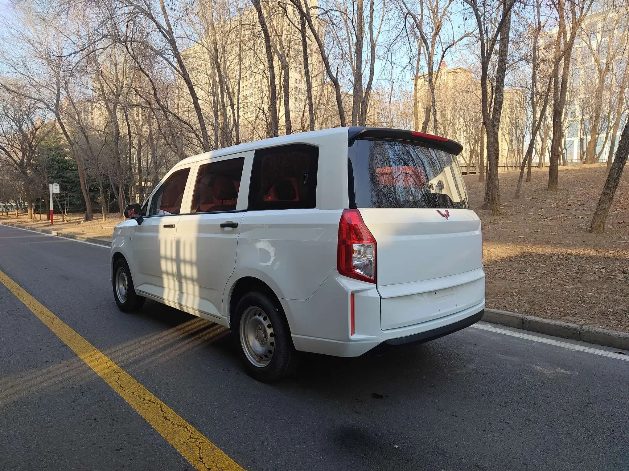 Wuling Hongguang PLUS