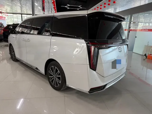 GAC Trumpchi M8