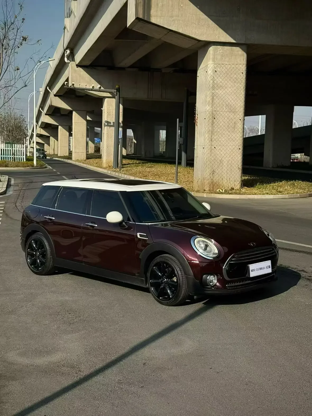 MINI CLUBMAN