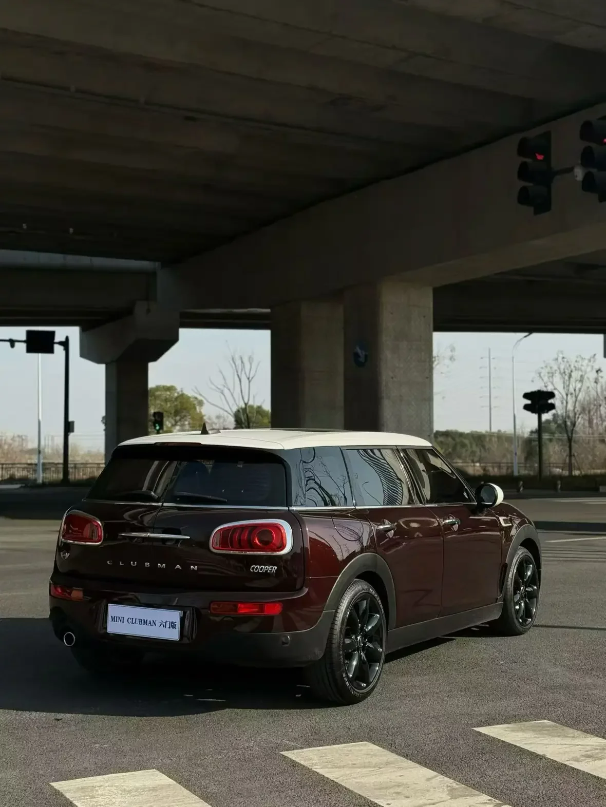 MINI CLUBMAN