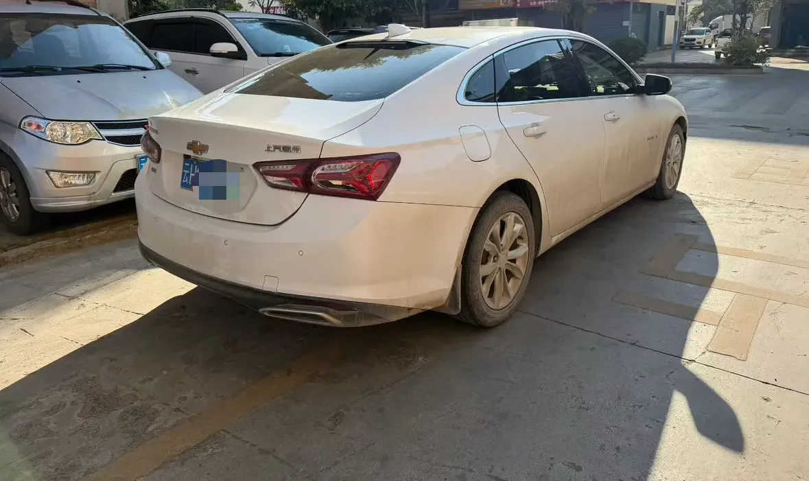 Chevrolet Malibu XL