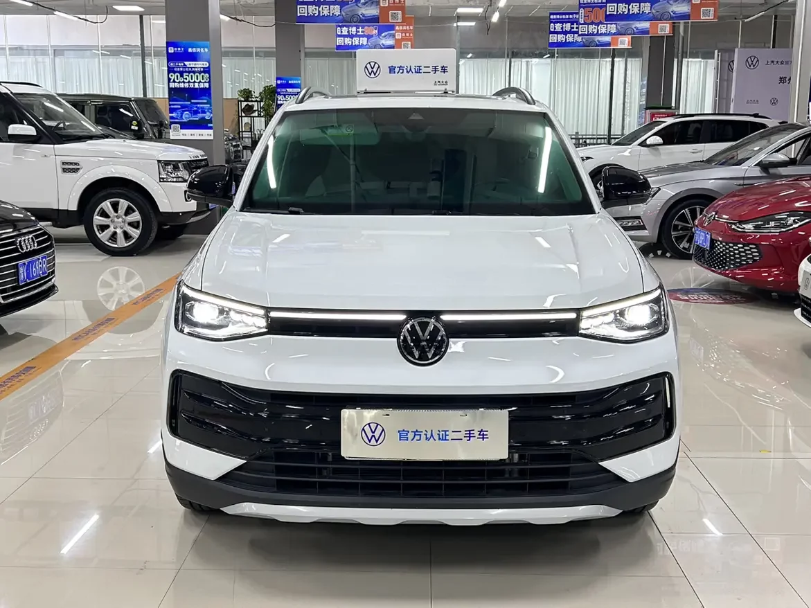 Volkswagen Tharu