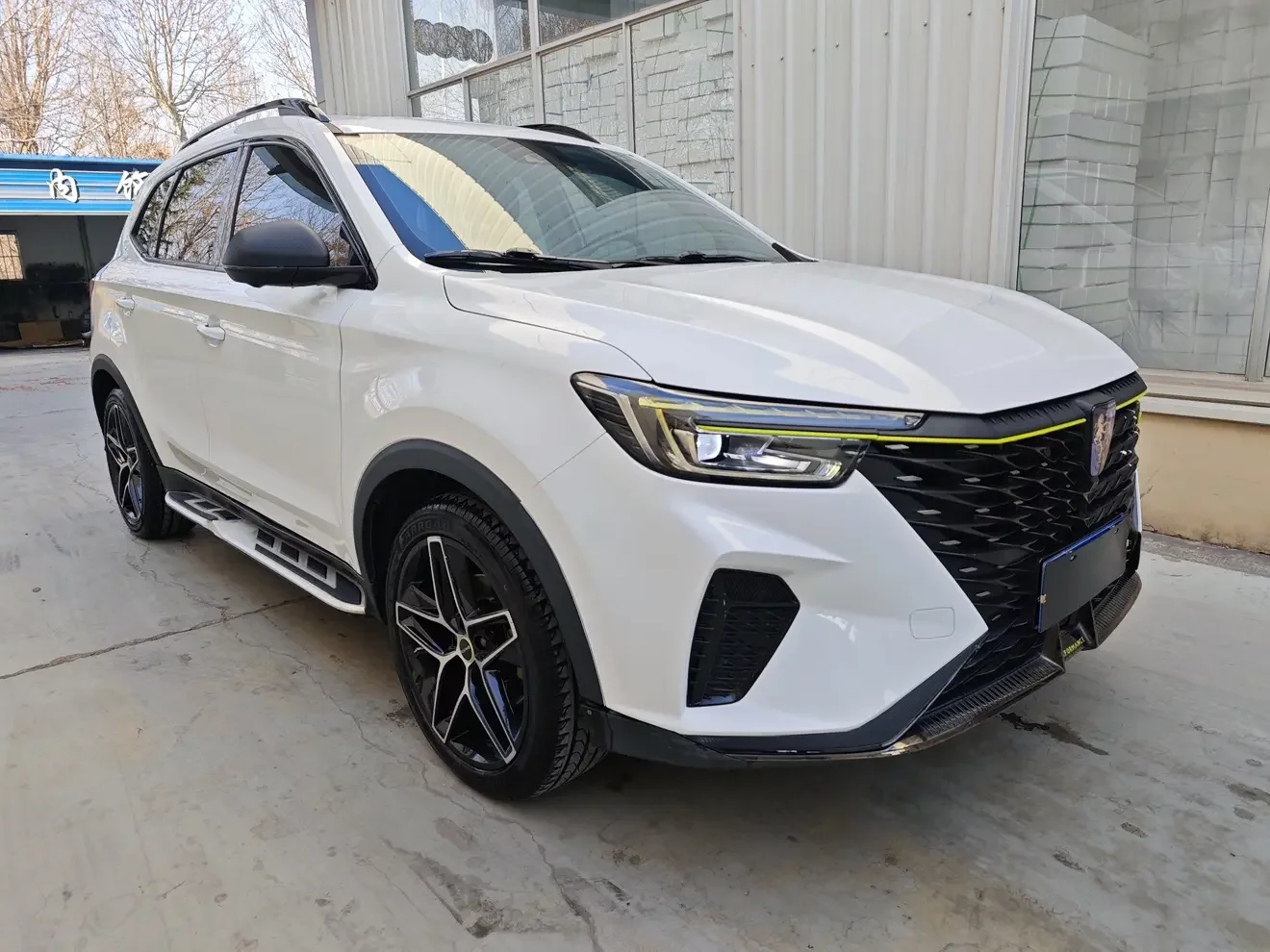 Roewe RX5