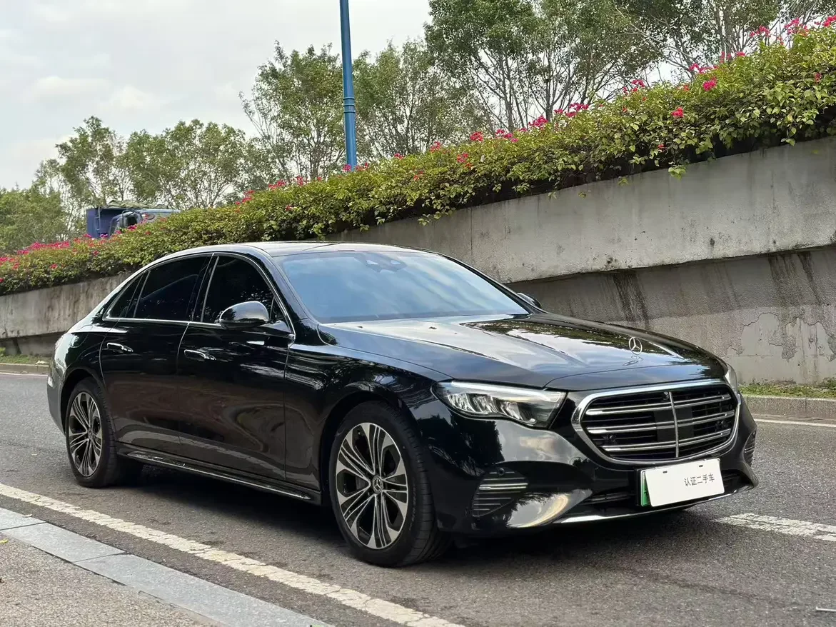 Mercedes-Benz E-Class PHEV