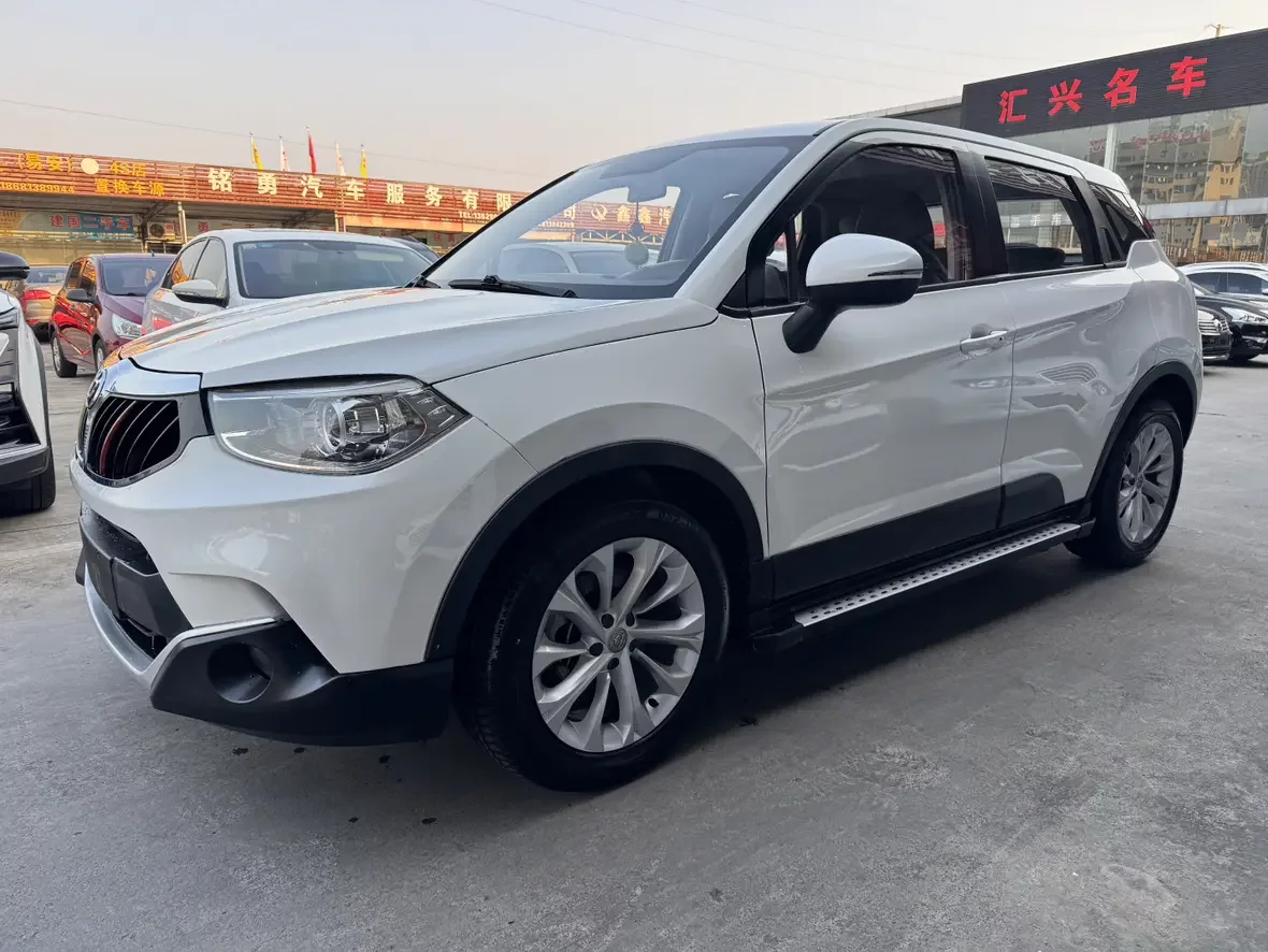 Brilliance China V3
