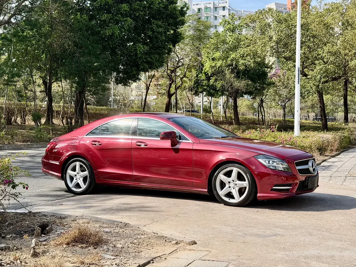 Mercedes-Benz CLS