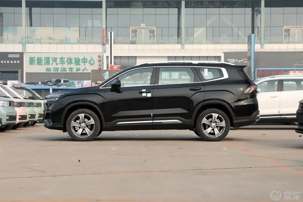 Geely Haoyue L