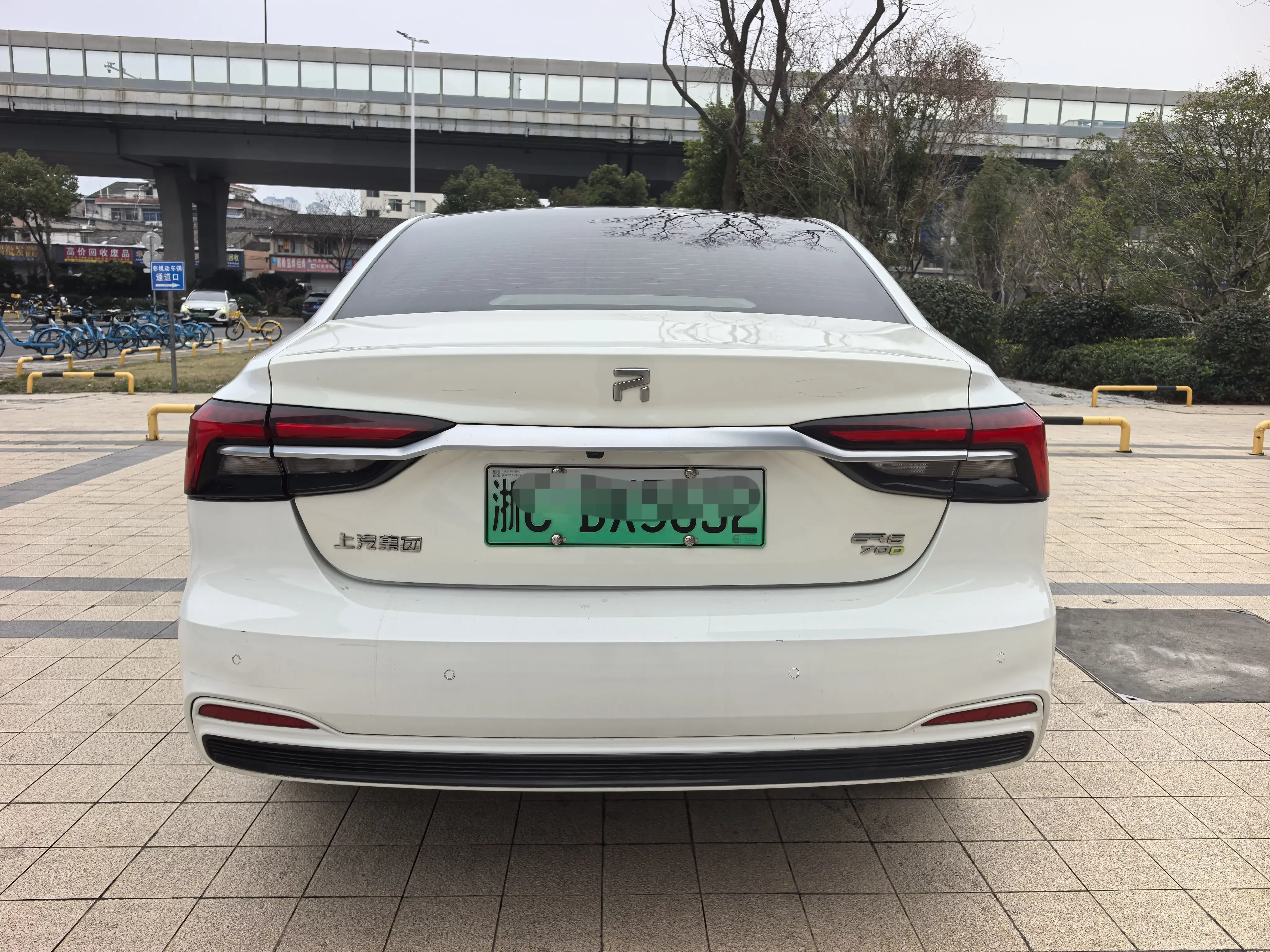 Rising Auto Feifan ER6