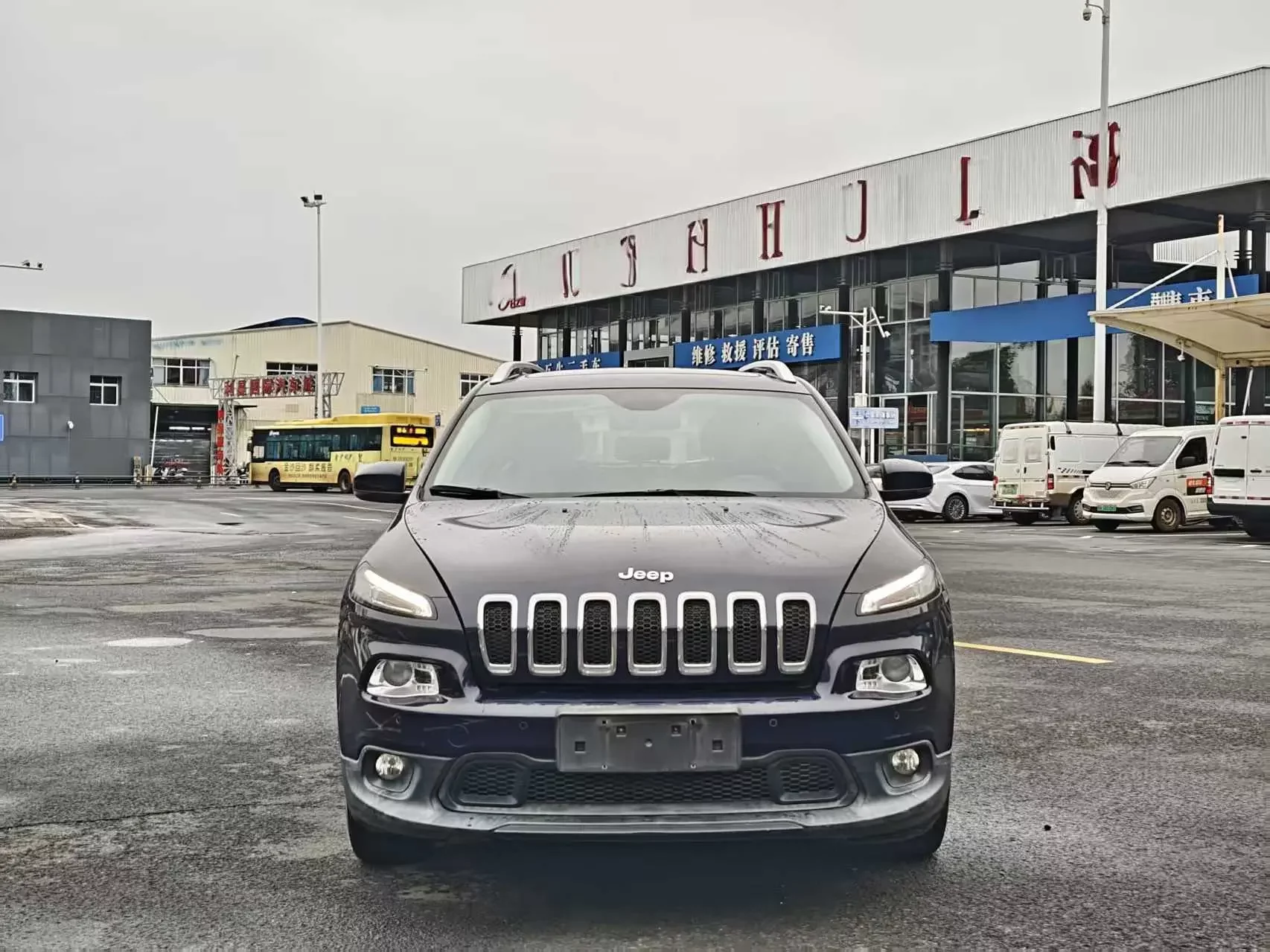 Jeep Cherokee  из Китая