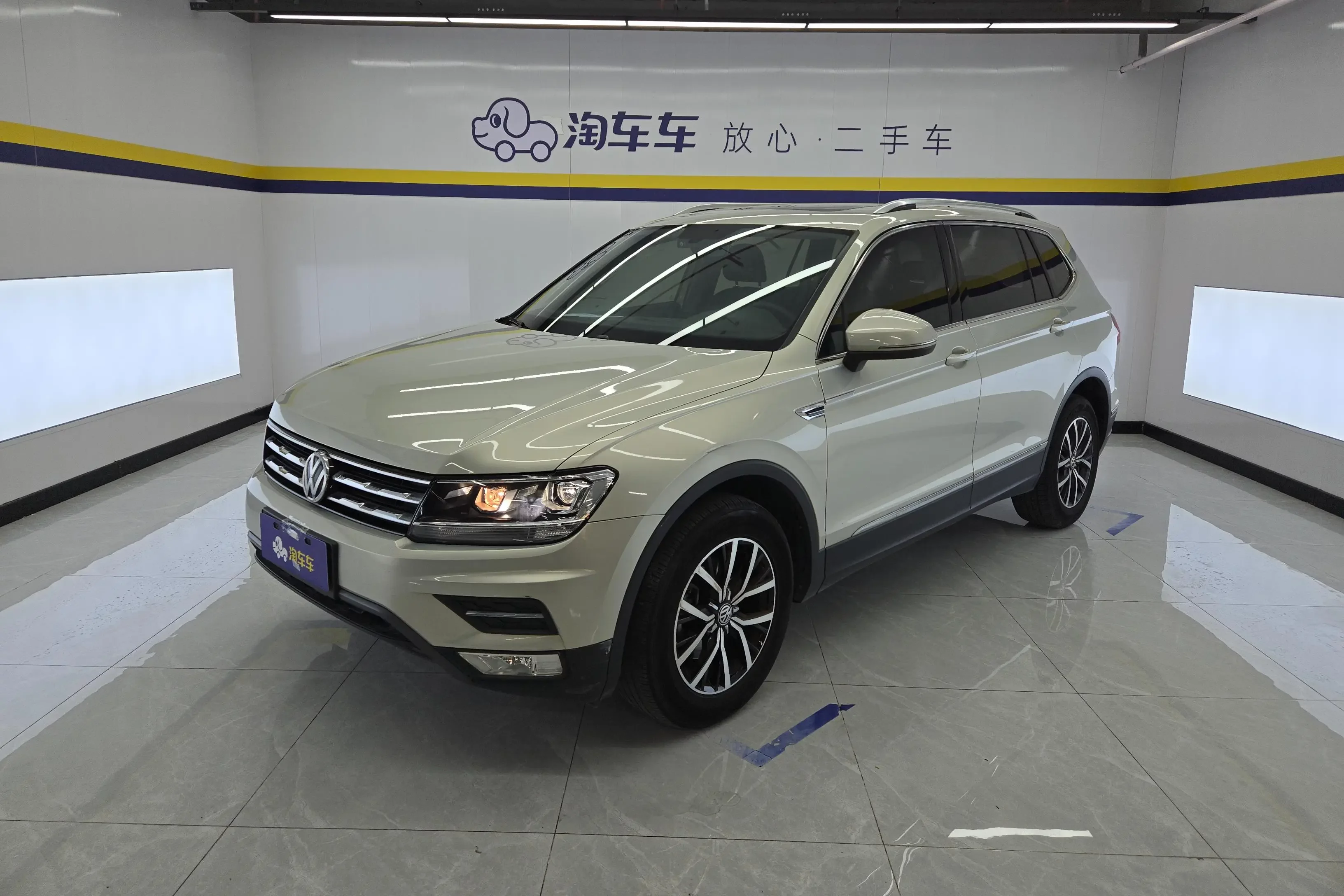 Volkswagen Tiguan L