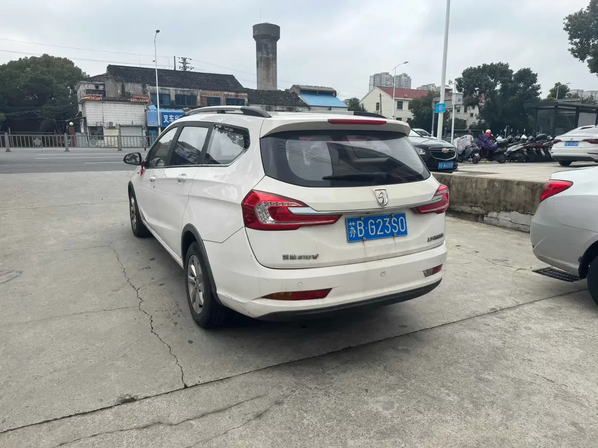 Baojun 310W