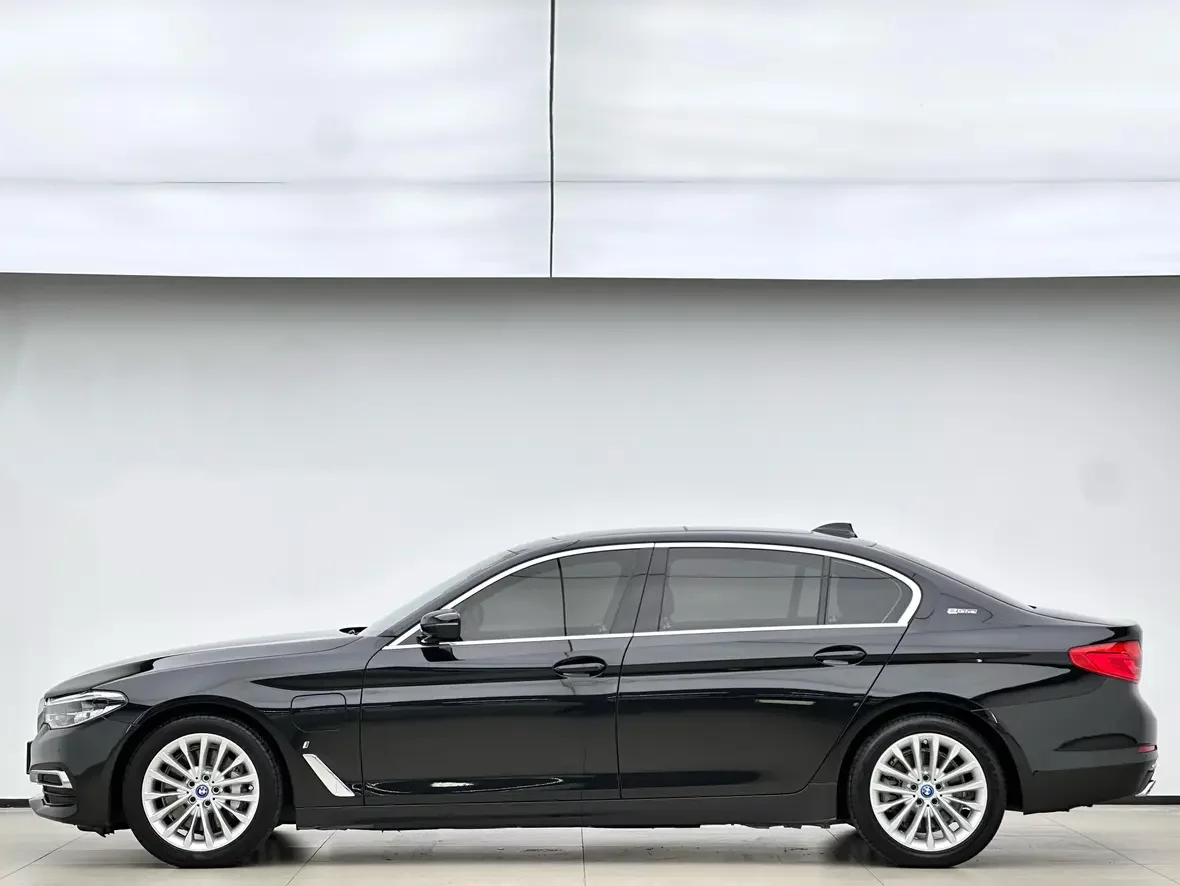 BMW 5 Series PHEV