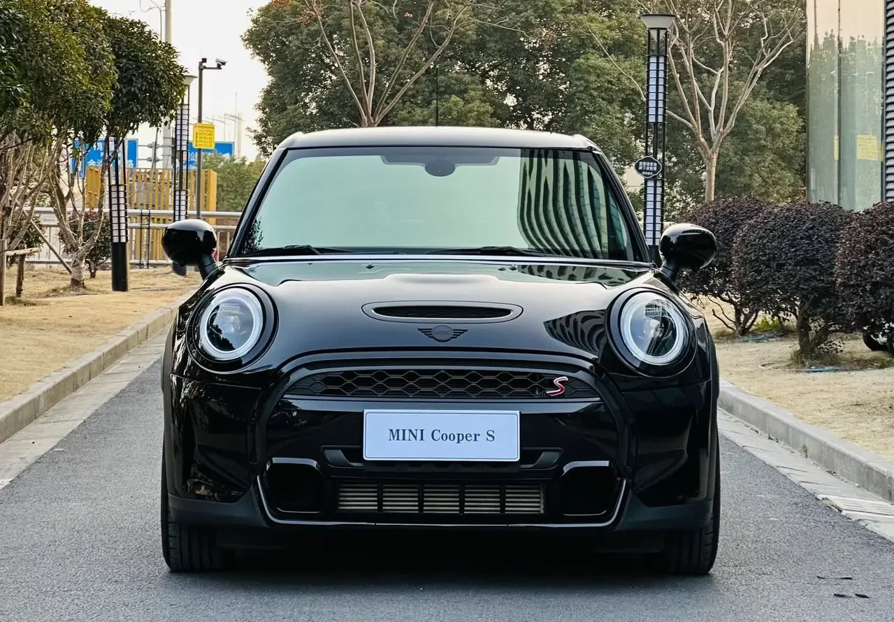 MINI 