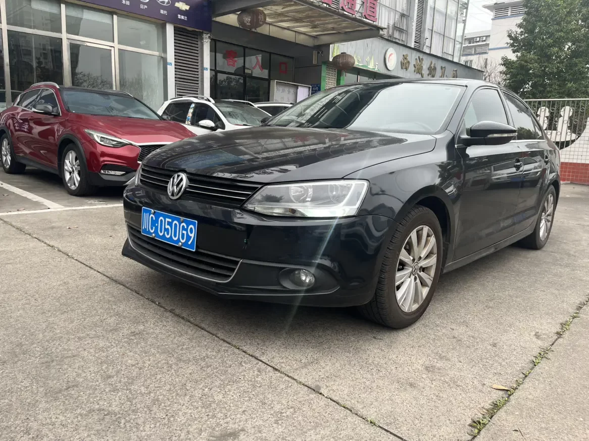 Volkswagen Sagitar