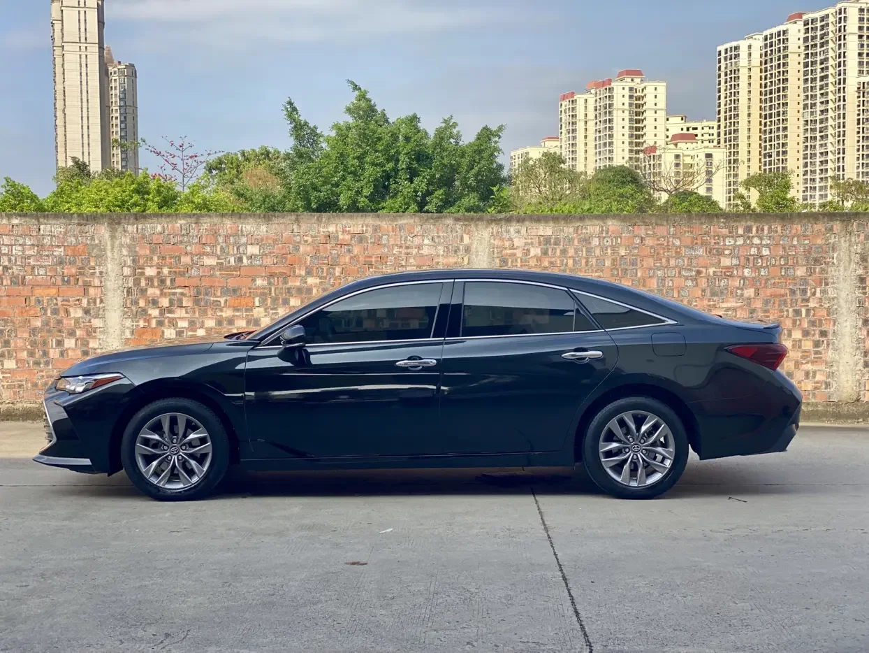 Toyota Avalon