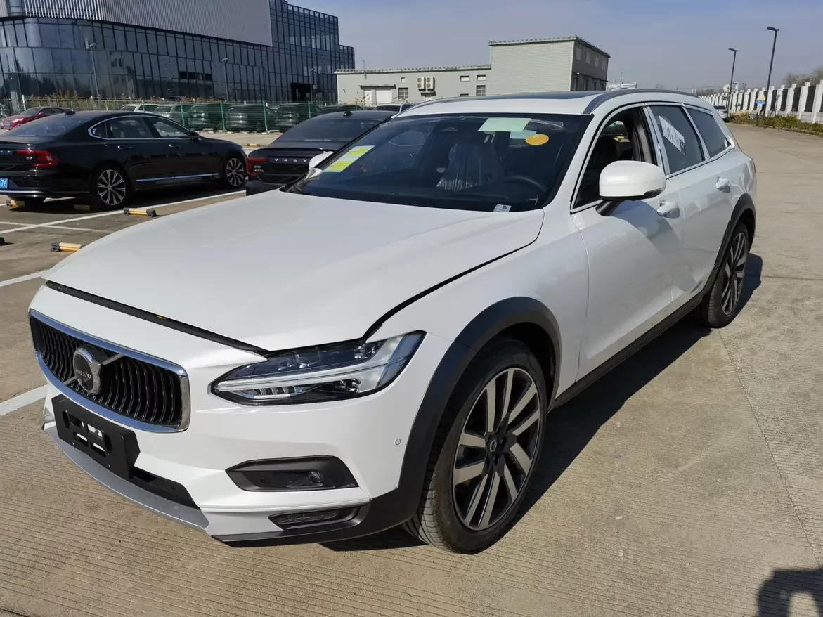 Volvo V90