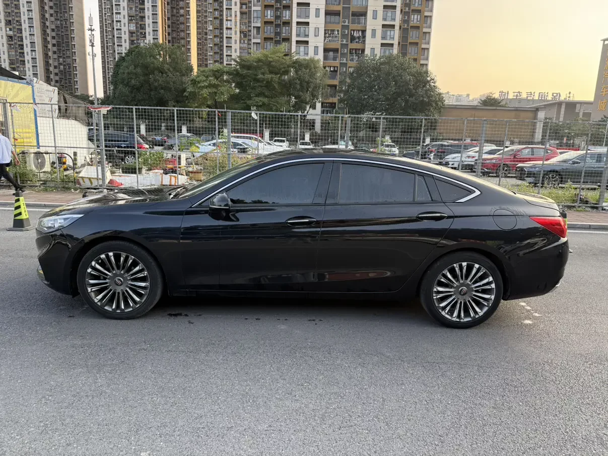 Hongqi H5 classic