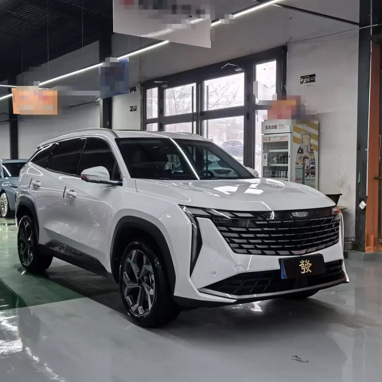 Geely Atlas L