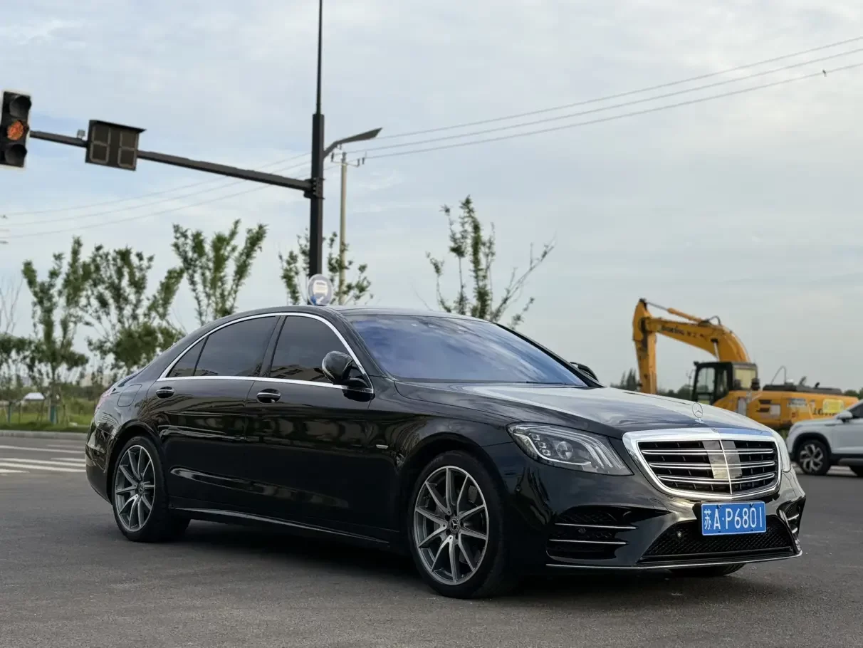 Mercedes-Benz S Class