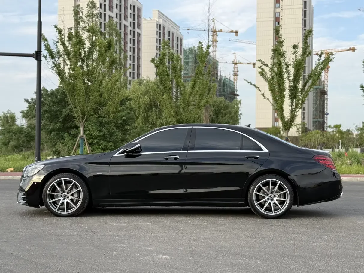 Mercedes-Benz S Class
