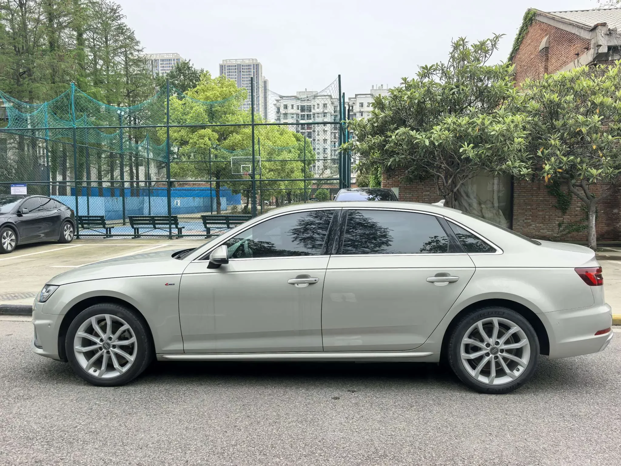 Audi A4L