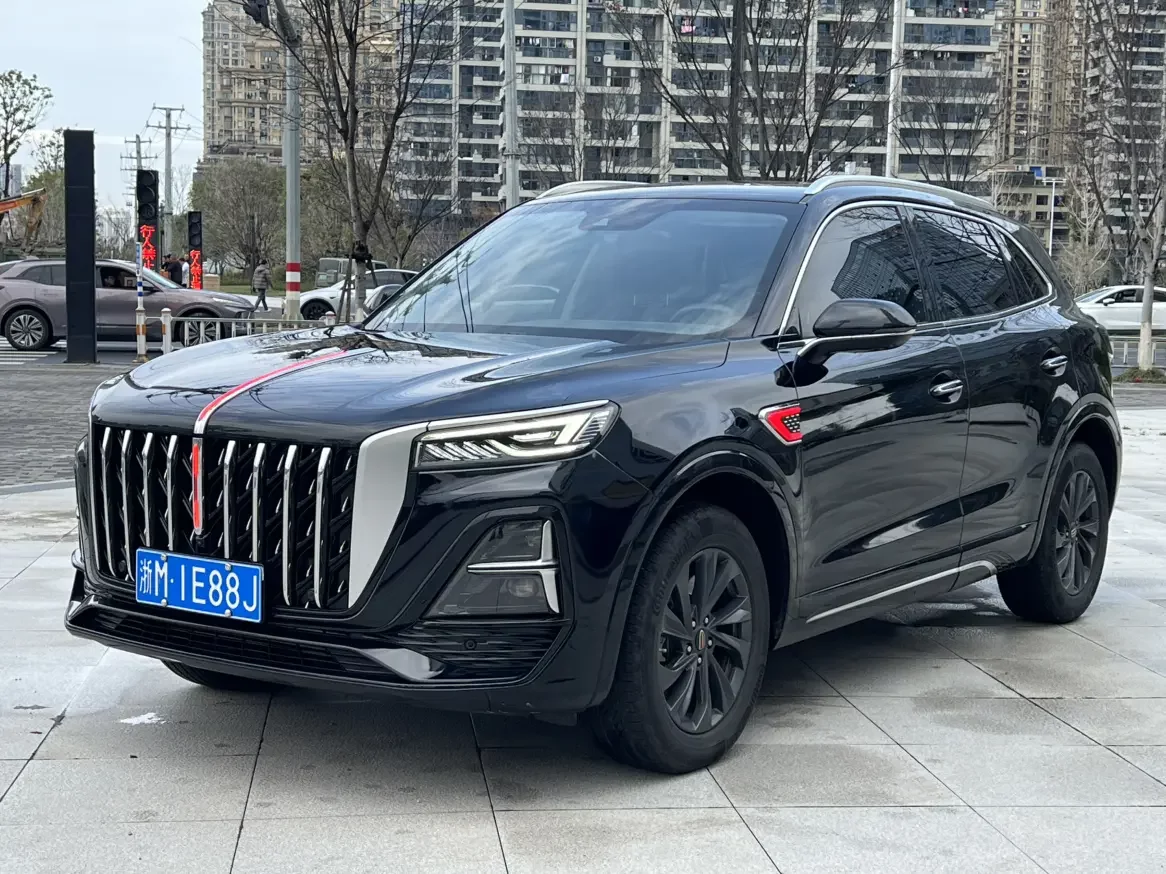 Hongqi HS5
