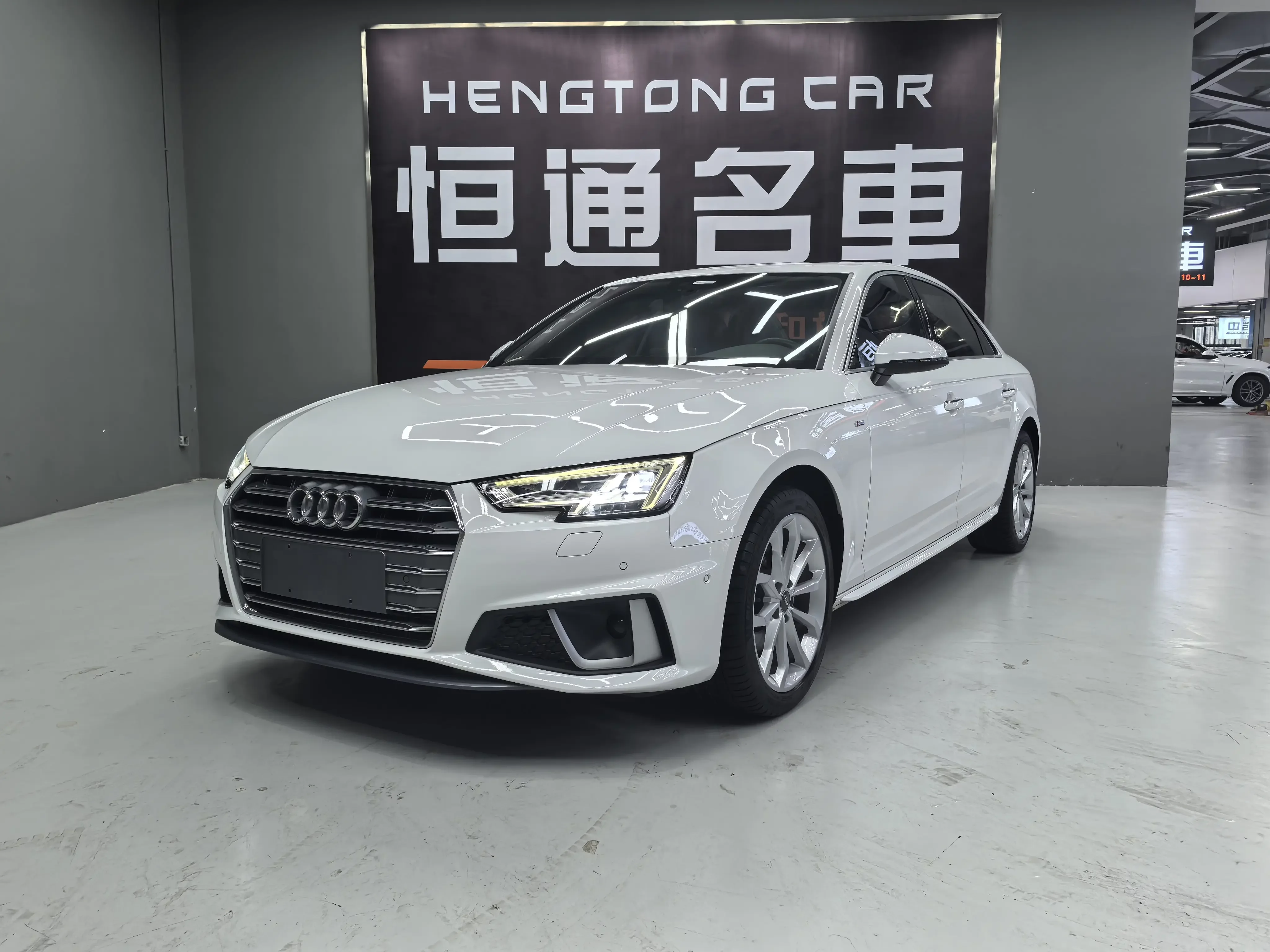 Audi A4L
