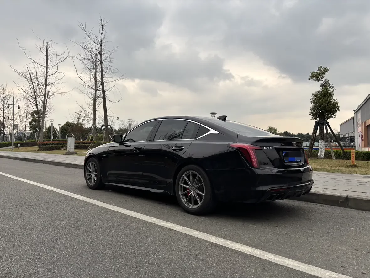 Cadillac CT5