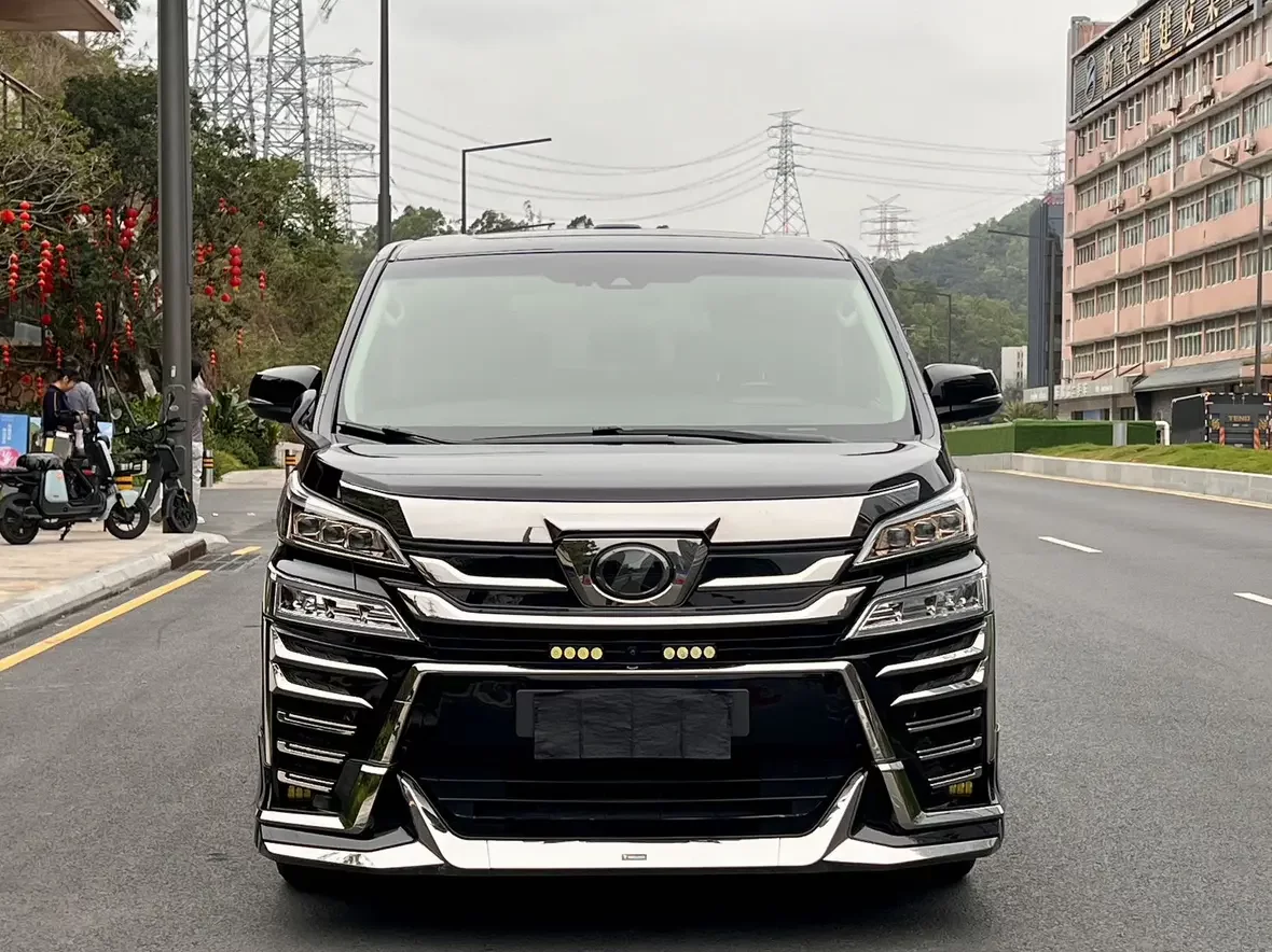 Toyota Crown Wellfire
