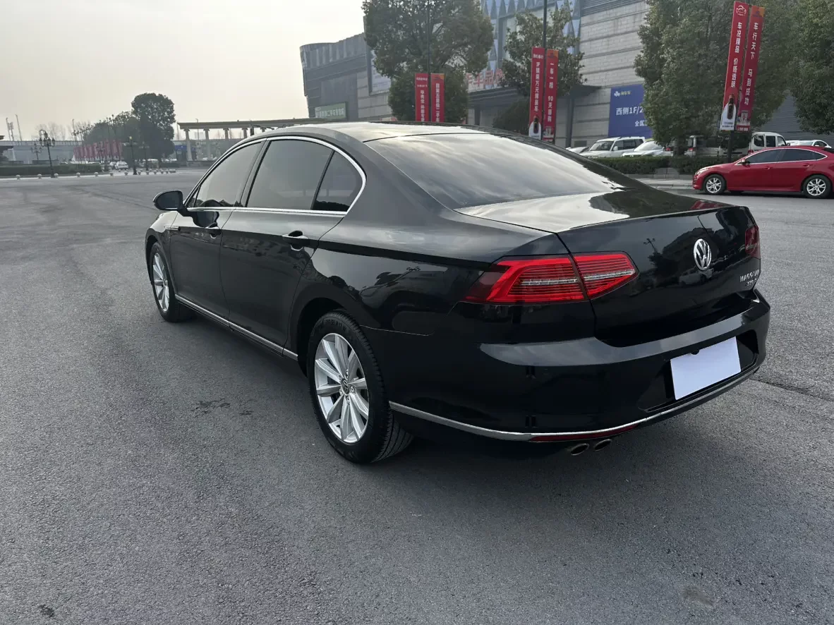 Volkswagen Magotan