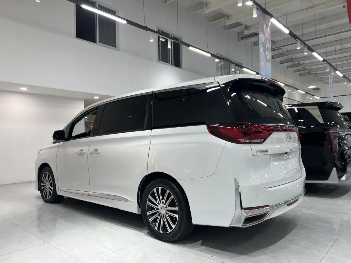 GAC Trumpchi M8