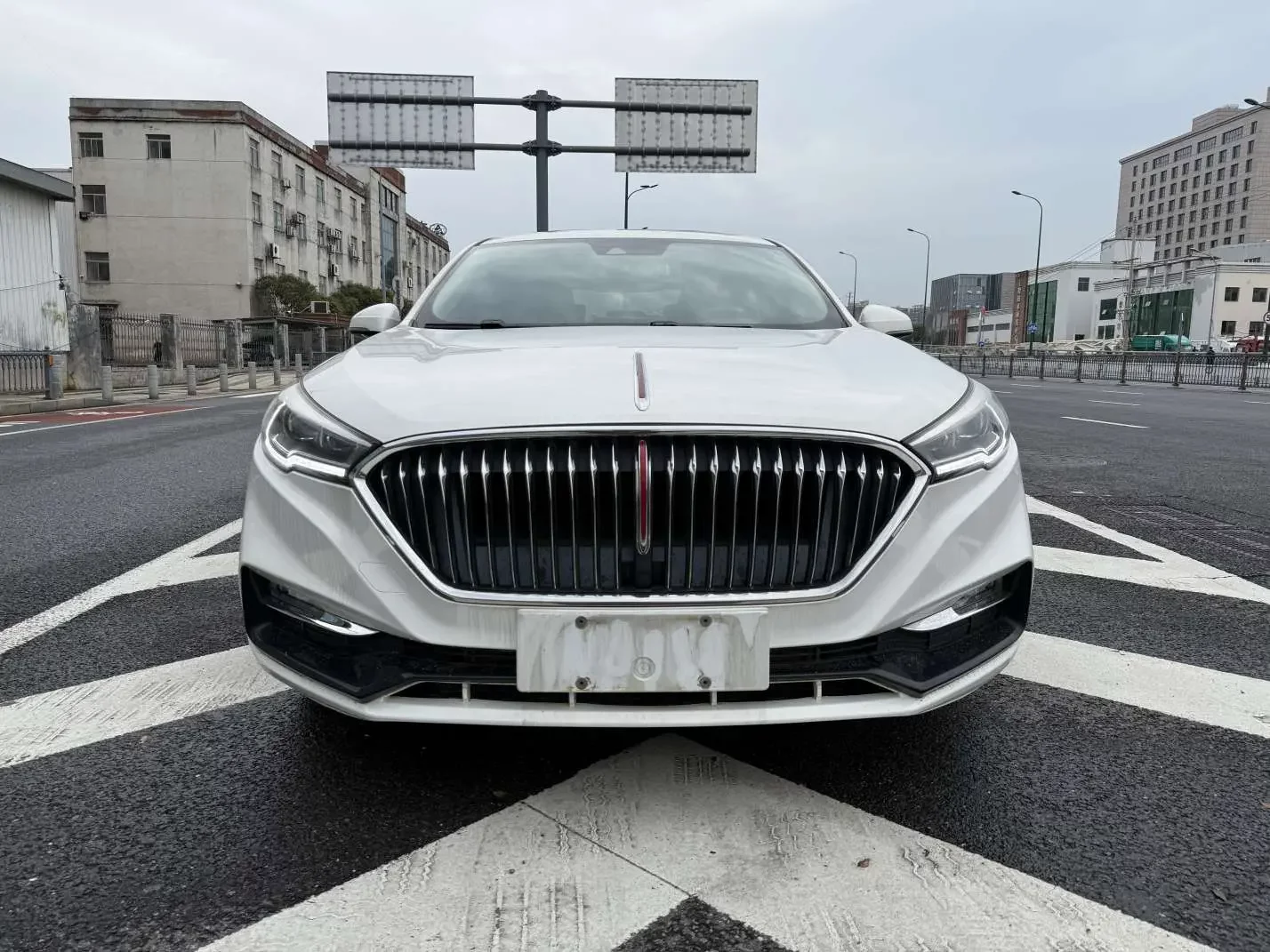 Hongqi H5 classic