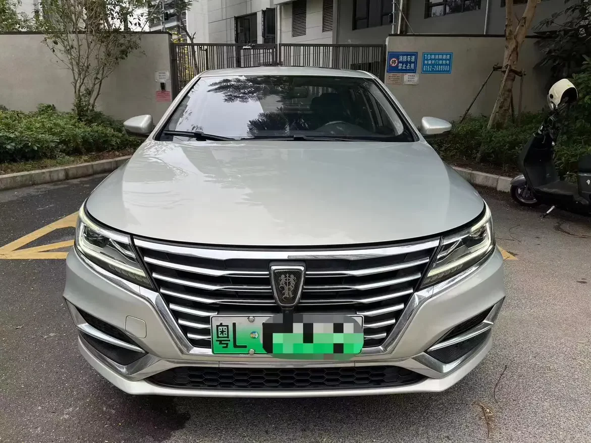 Roewe ei6