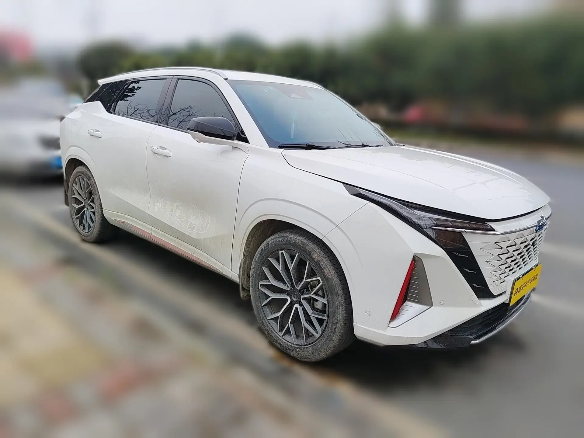 Oshan Changan Auchan Z6
