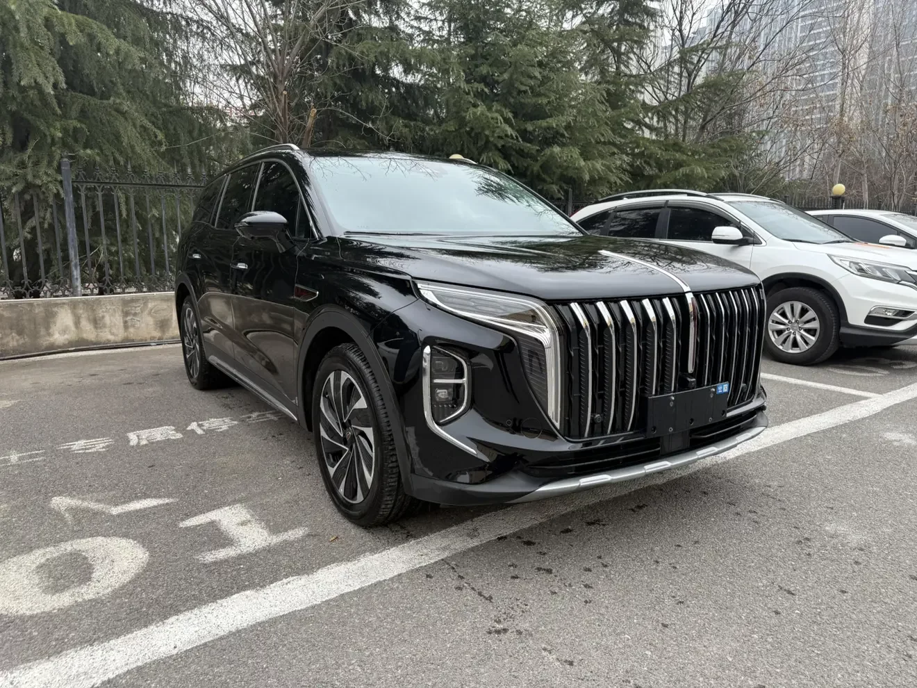 Hongqi HS7 PHEV