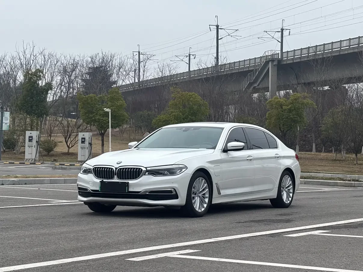 BMW 5 Series PHEV