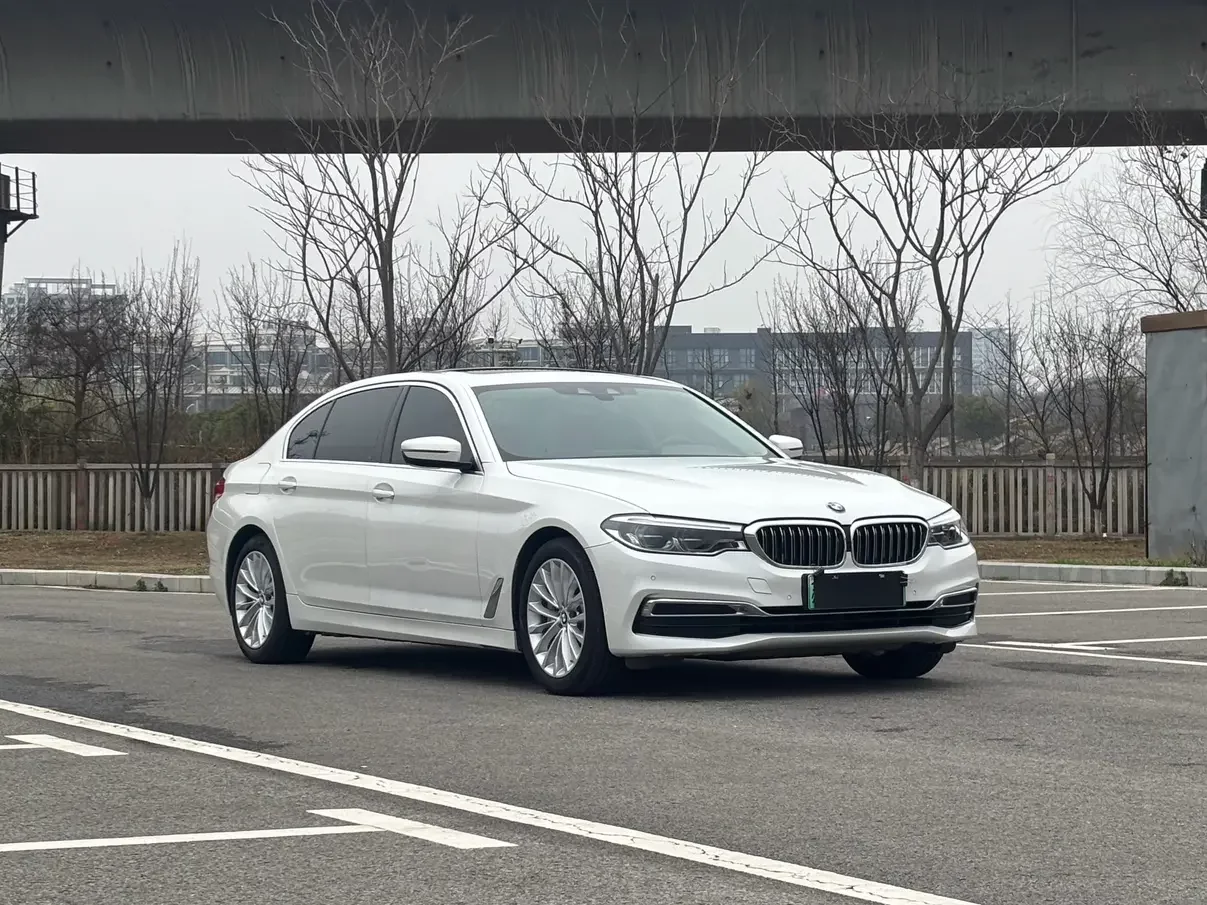 BMW 5 Series PHEV