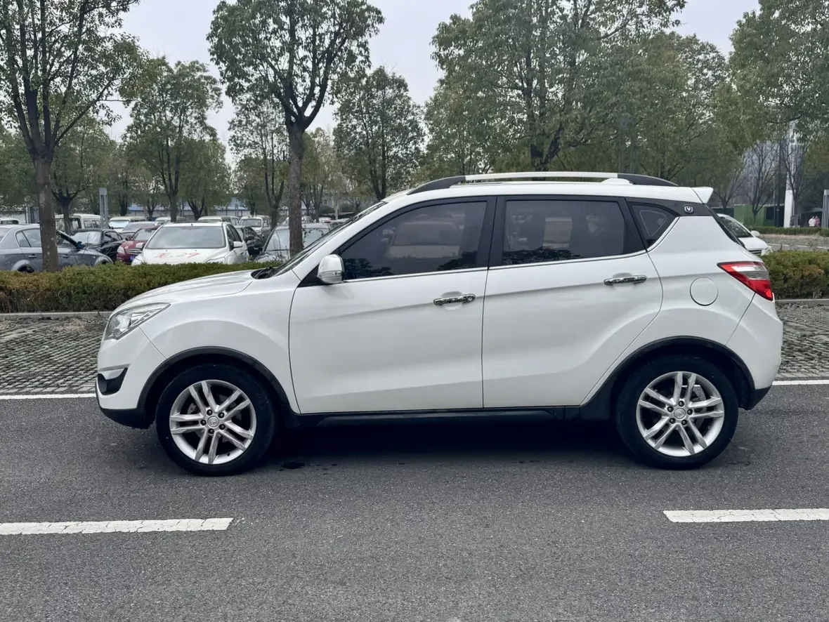 Changan CS35