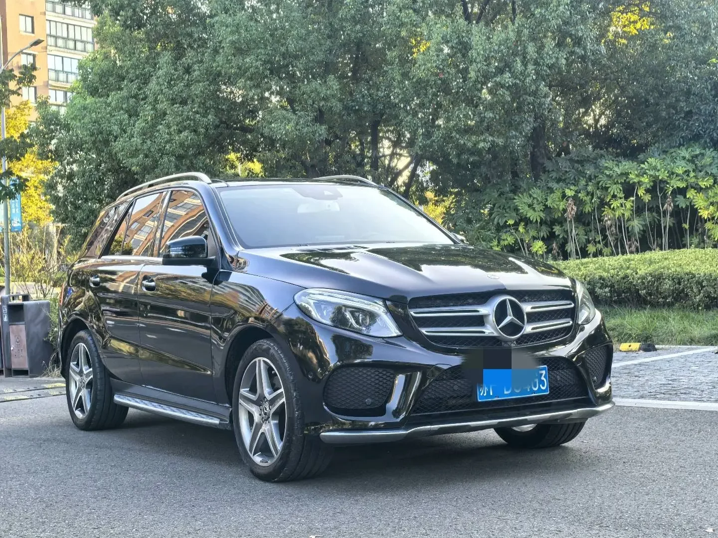 Mercedes-Benz GLE (Imported)