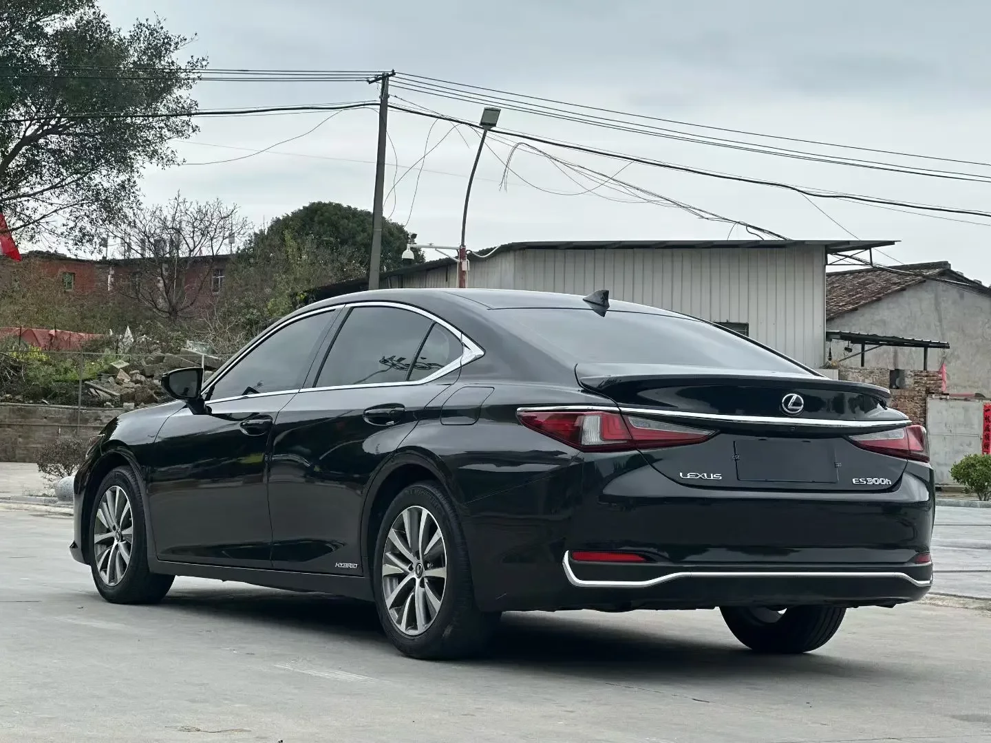 Lexus ES