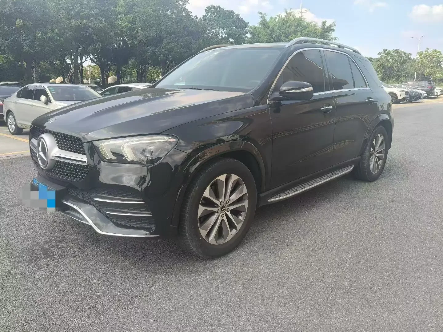 Mercedes-Benz GLE (Imported)
