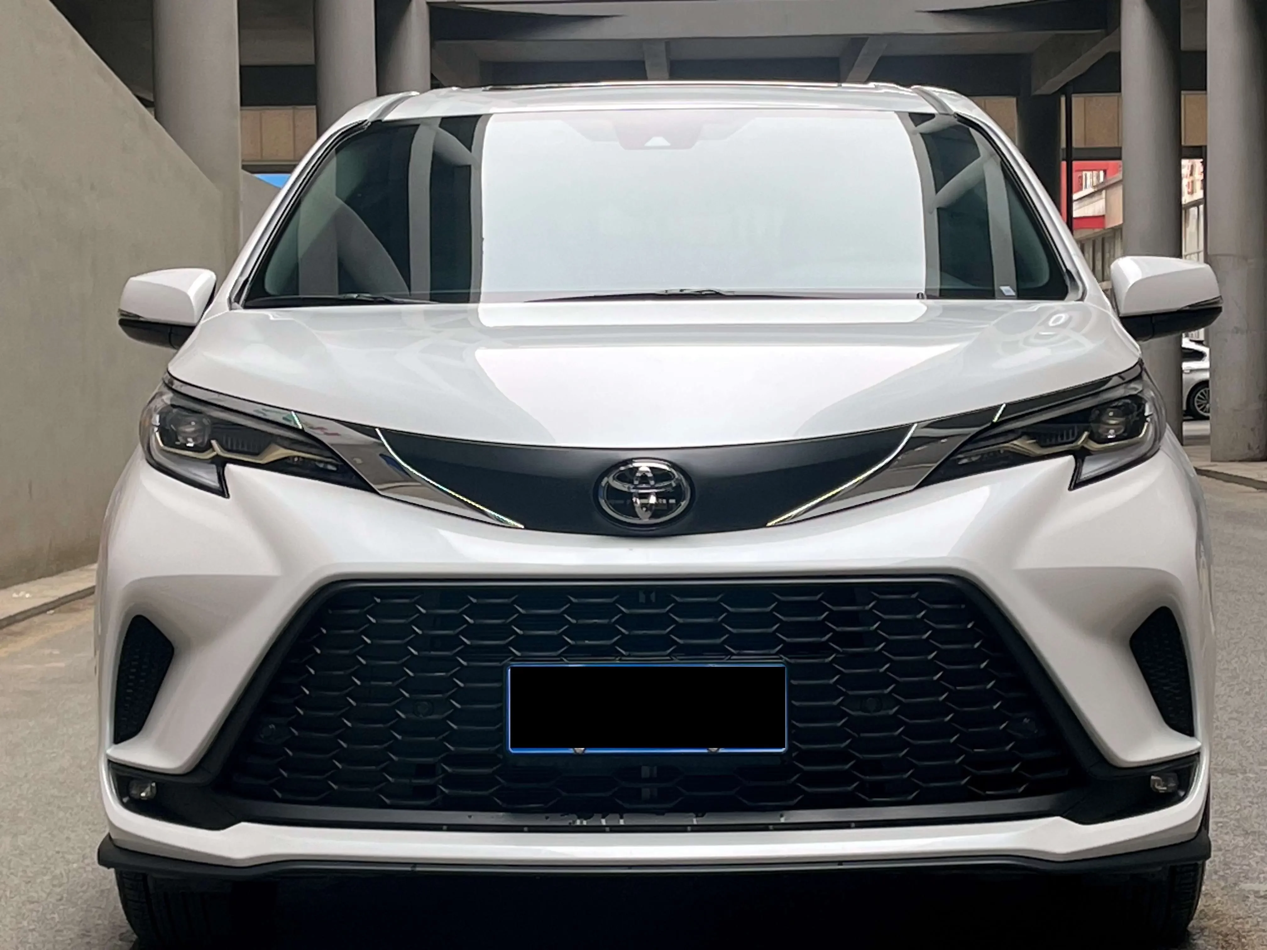 Toyota Granvia