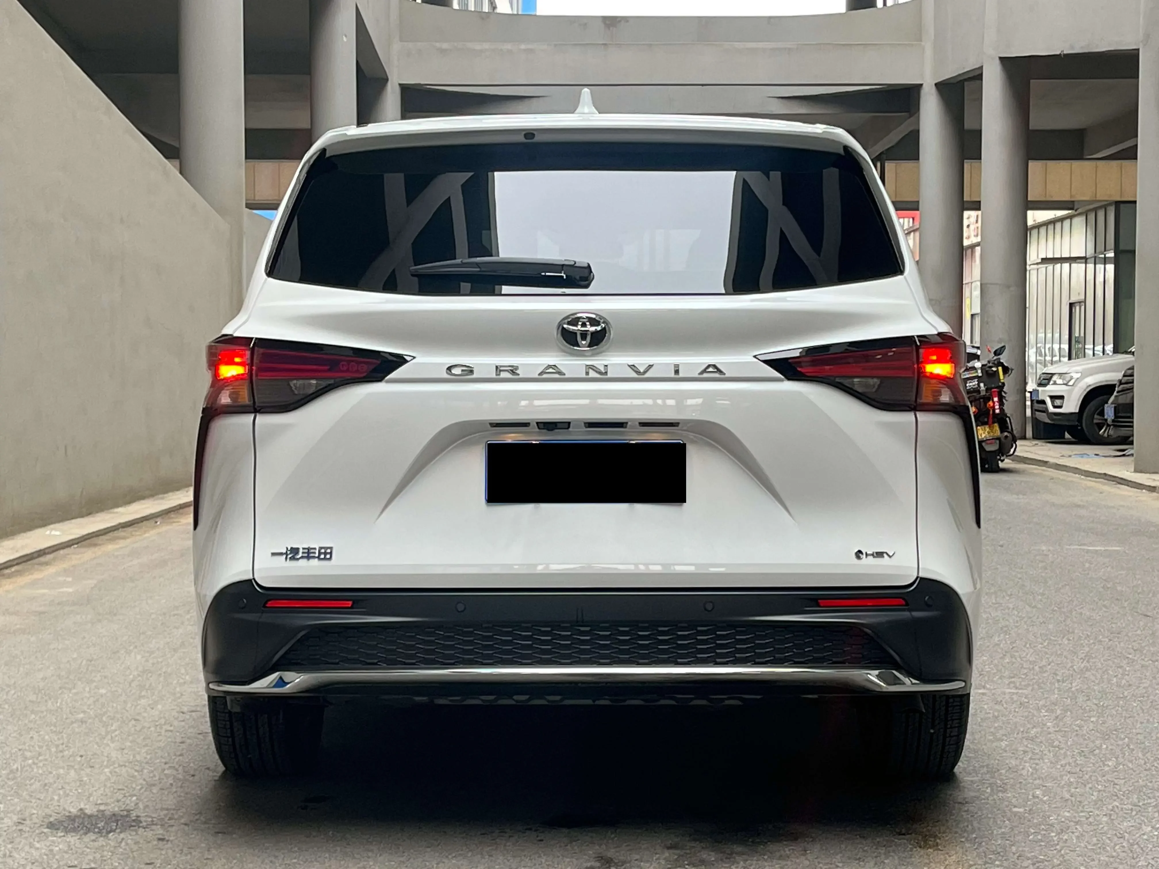 Toyota Granvia