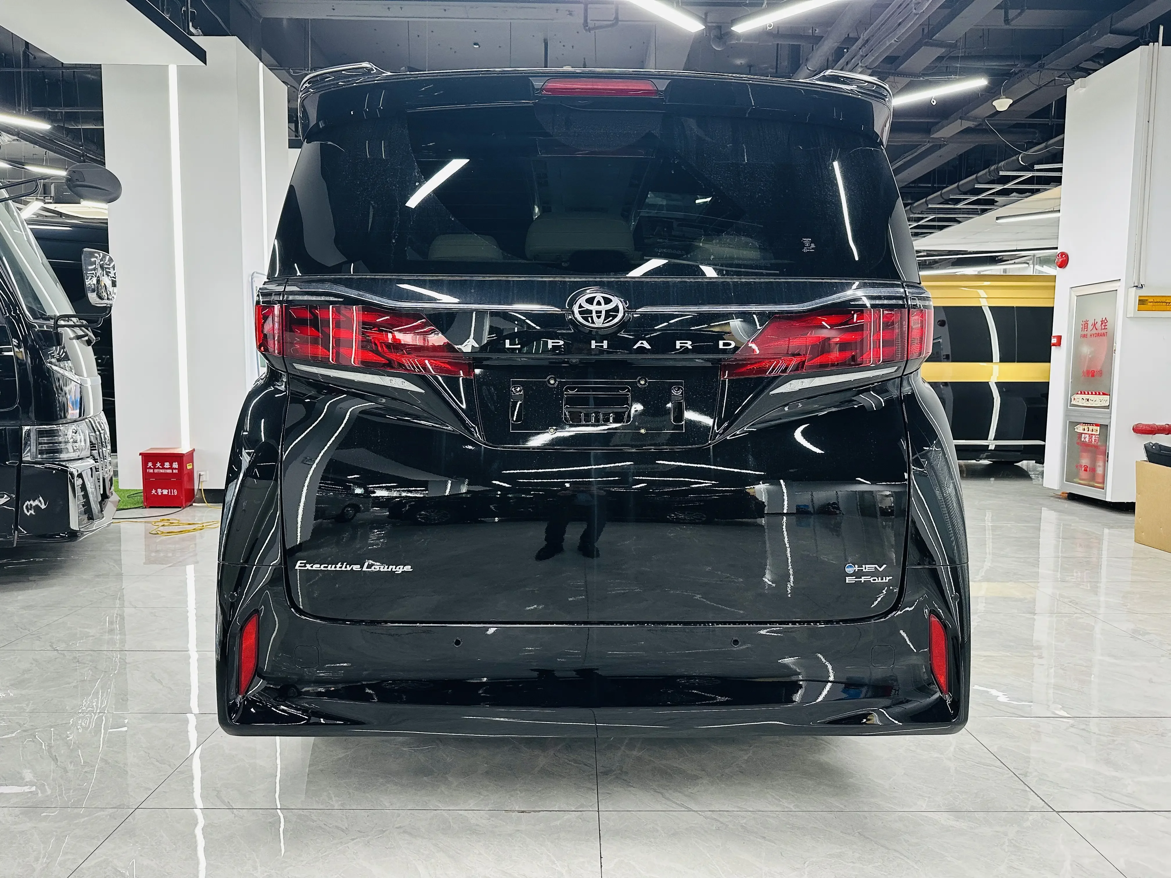 Toyota Crown Wellfire