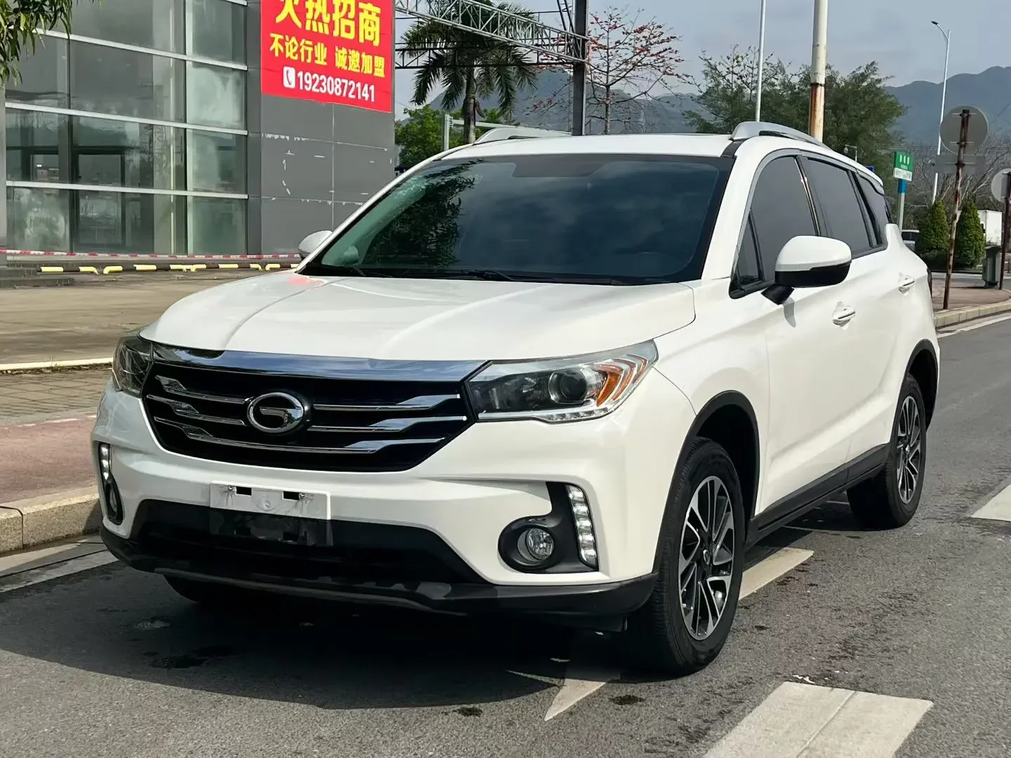 GAC Trumpchi GS4  из Китая